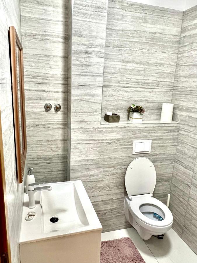 Residence Antiqua Rooms Bibinje Exteriör bild